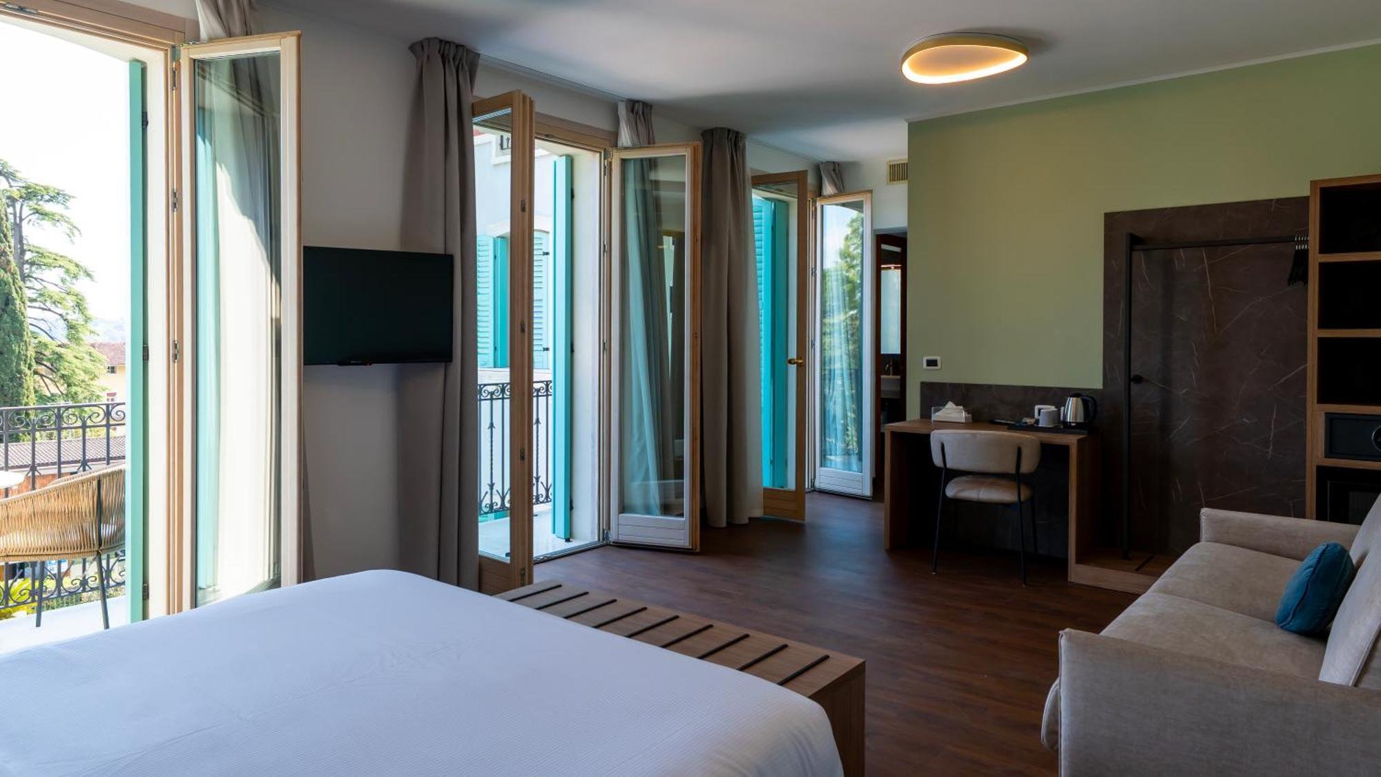 Gardone Palace Hotel Gardone Riviera Exterior photo